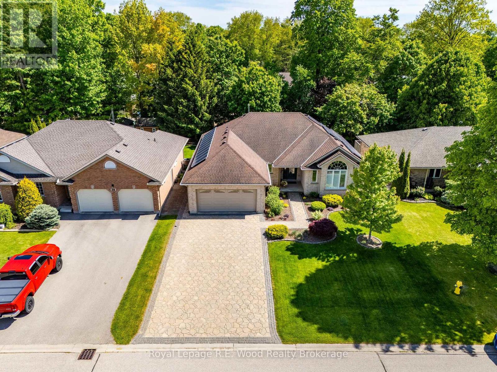 5-bedroom home for sale at 36 WOODLAND CRESCENT, Tillsonburg ON · photo 45 of 49