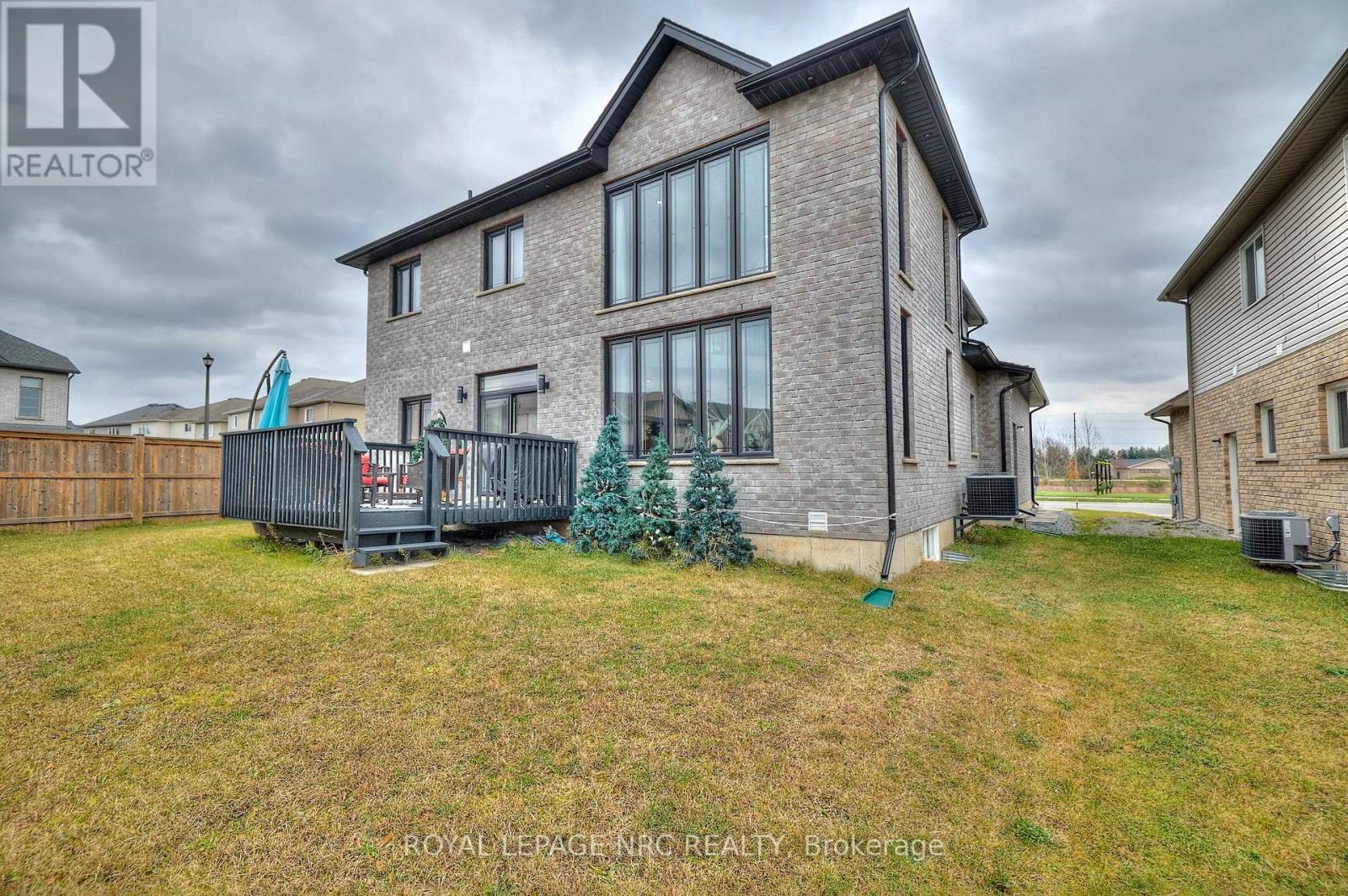 31 BERGENSTEIN CRES CRESCENT - 46