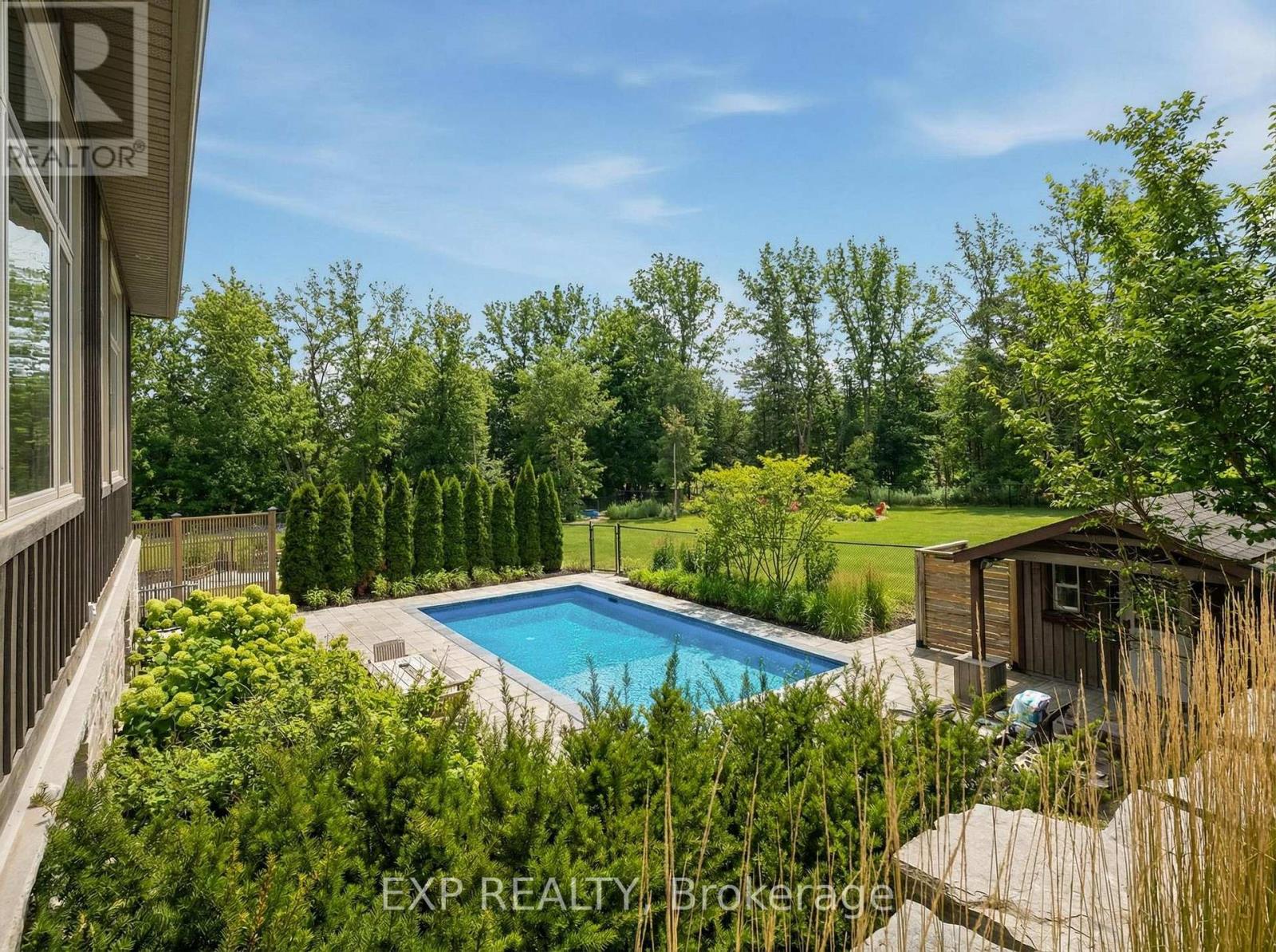 46 WOODSIDE DRIVE - 5