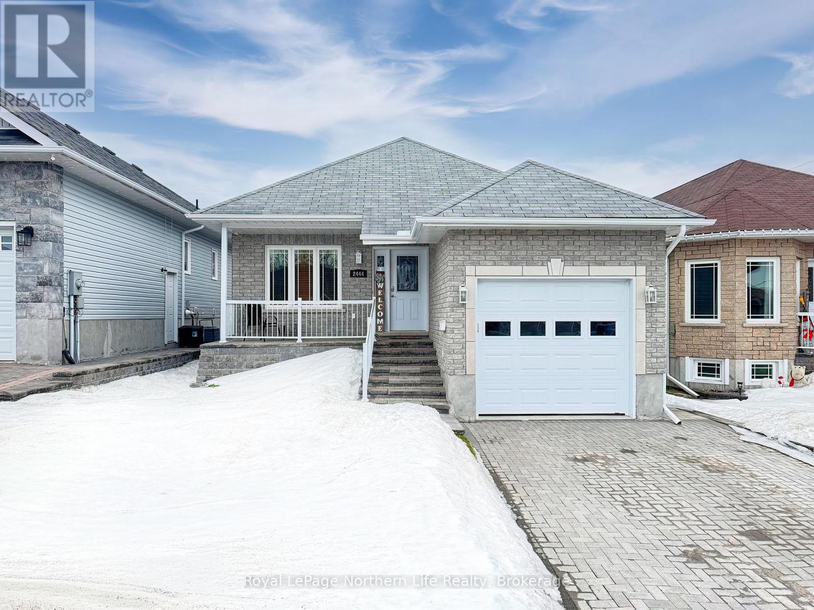 2444 CONNAUGHT AVENUE, North Bay (Widdifield), Ontario