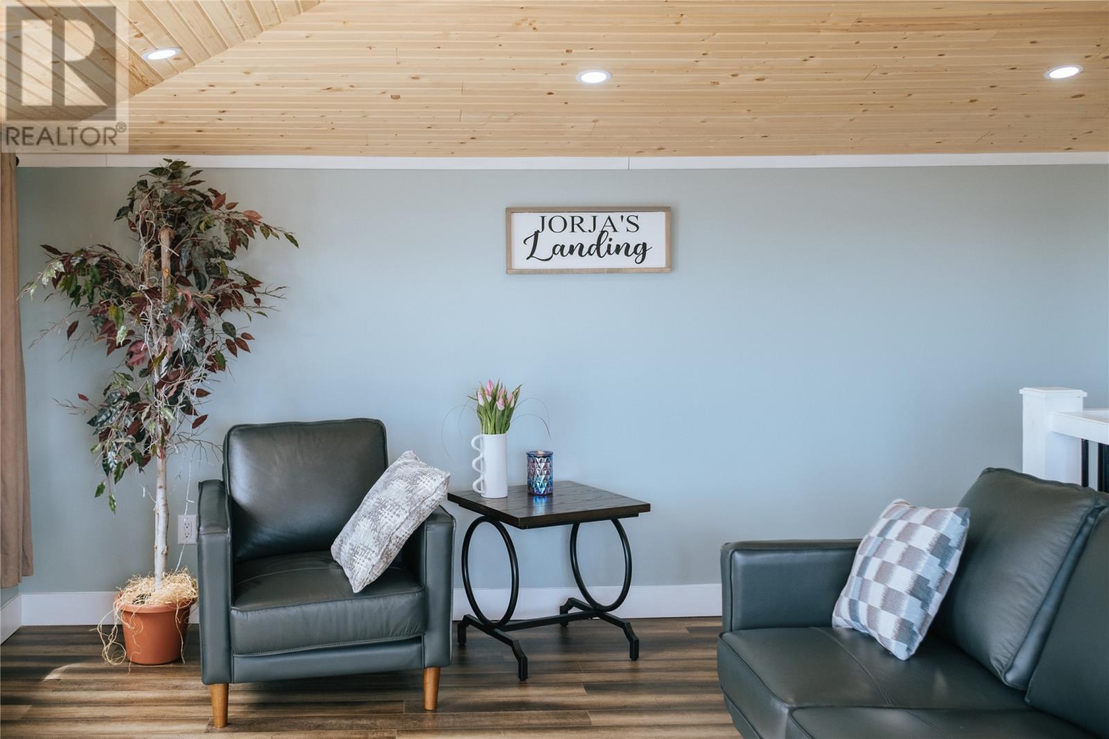 3 RODGER'S ROAD - 24