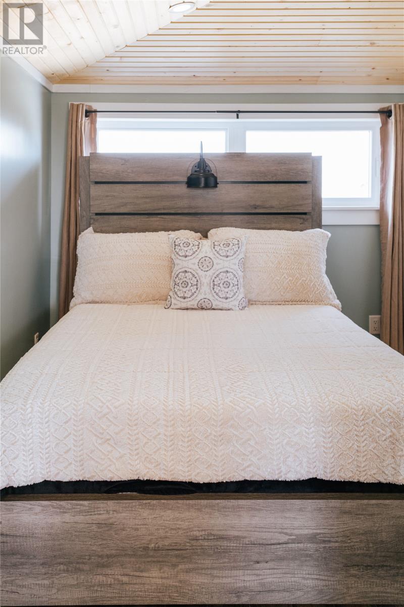 3 RODGER'S ROAD - 26