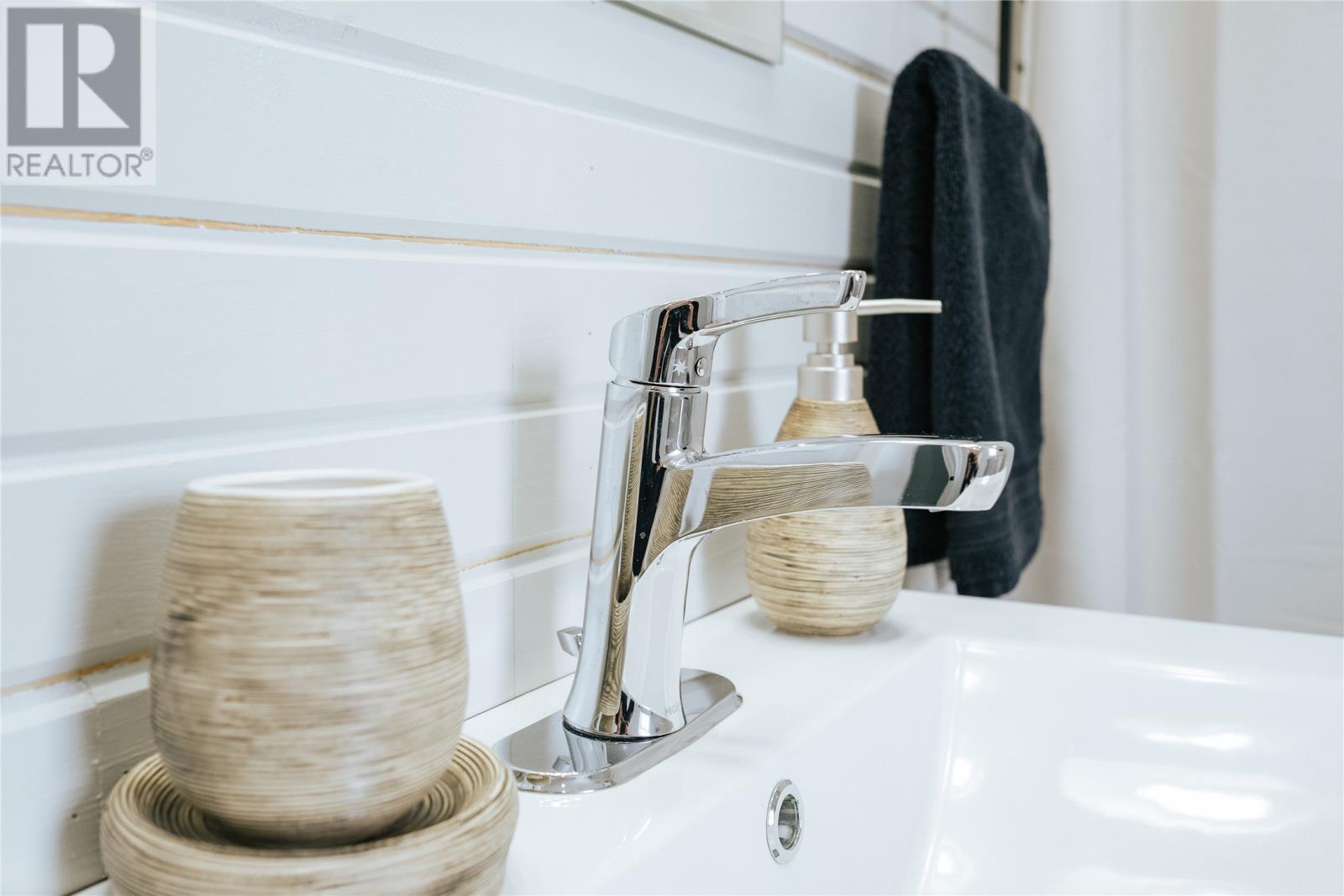 3 RODGER'S ROAD - 30