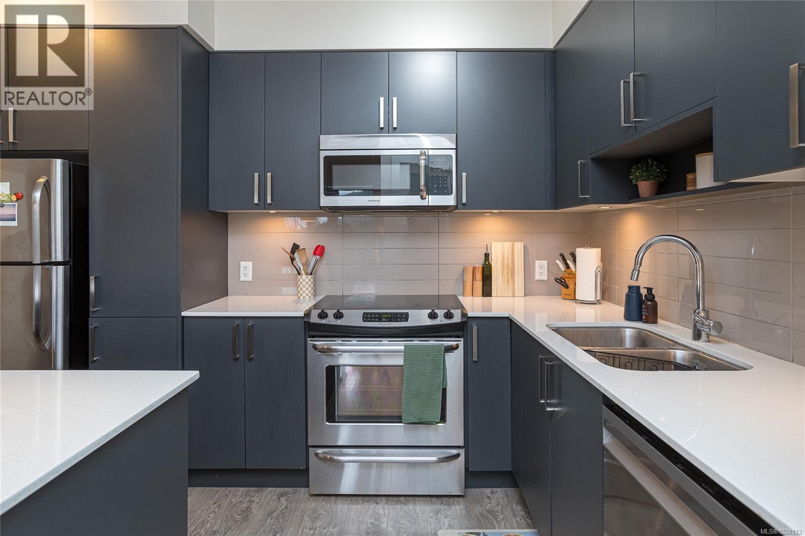 308 286 Wilfert Rd, View Royal