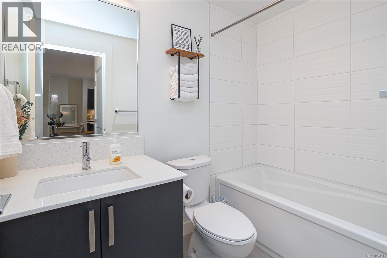 308 286 Wilfert Rd, View Royal