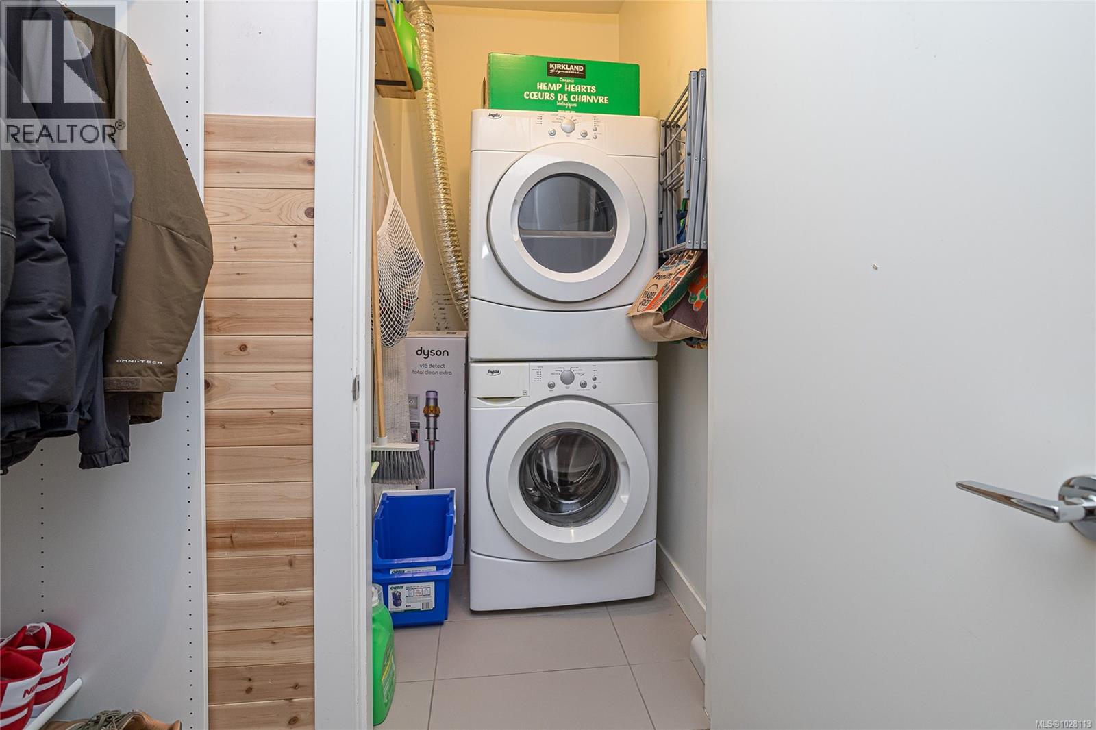 308 286 Wilfert Rd, View Royal