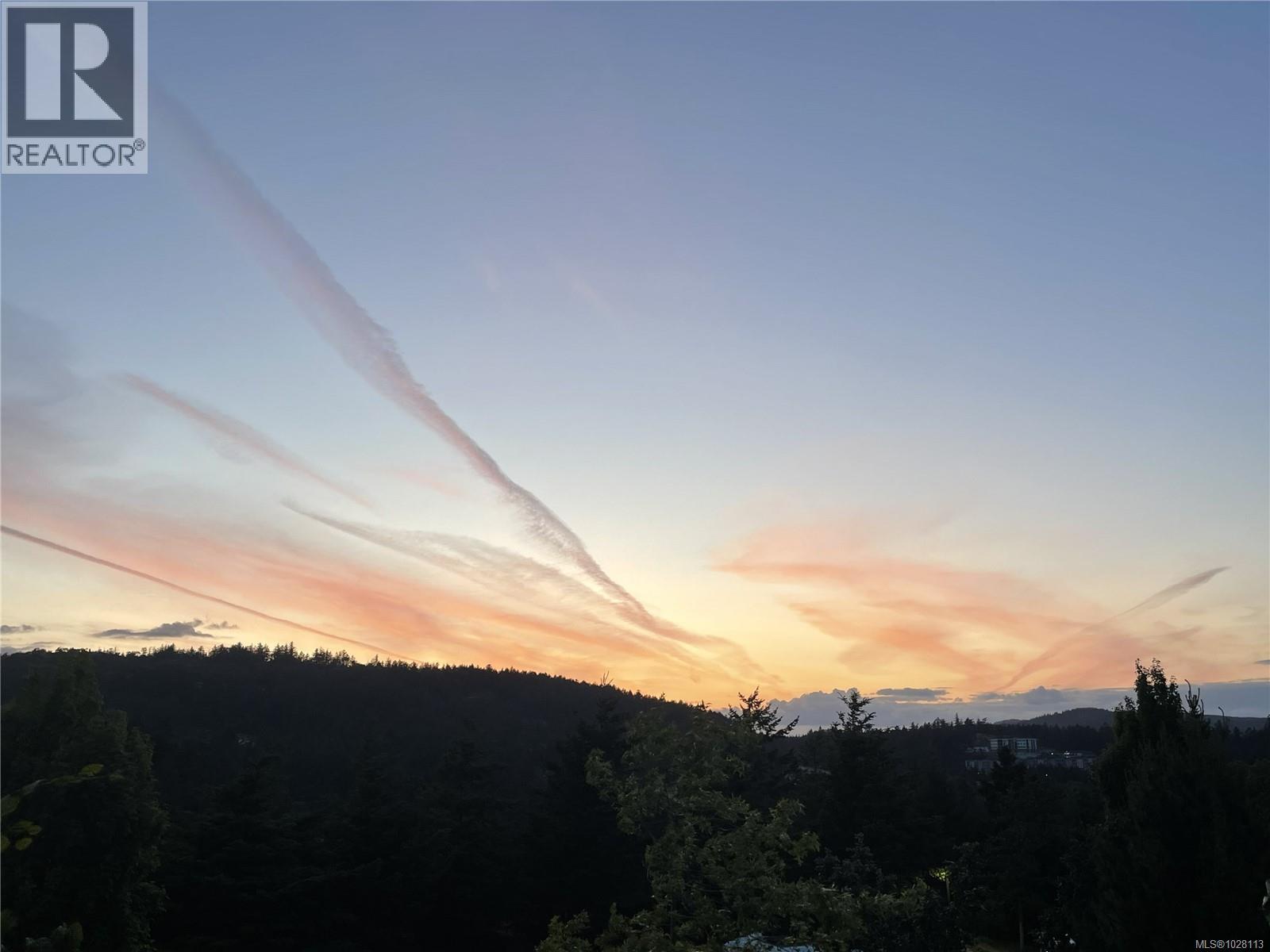 308 286 Wilfert Rd, View Royal