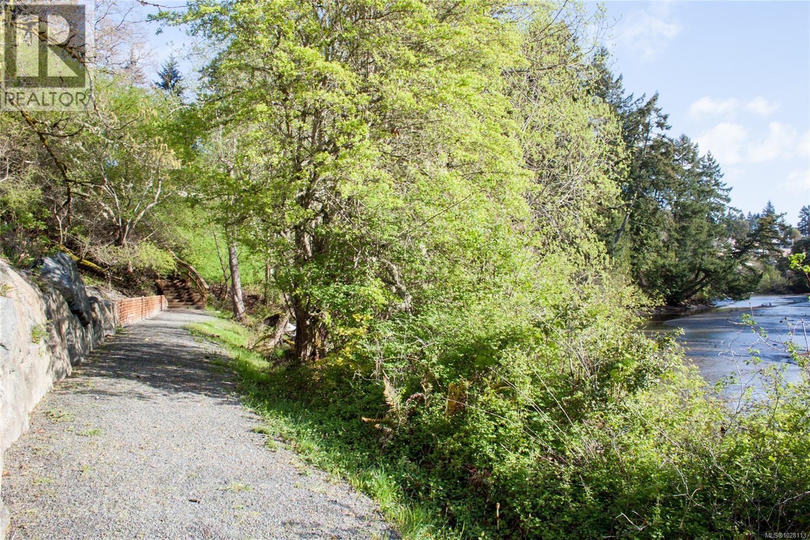 308 286 Wilfert Rd, View Royal