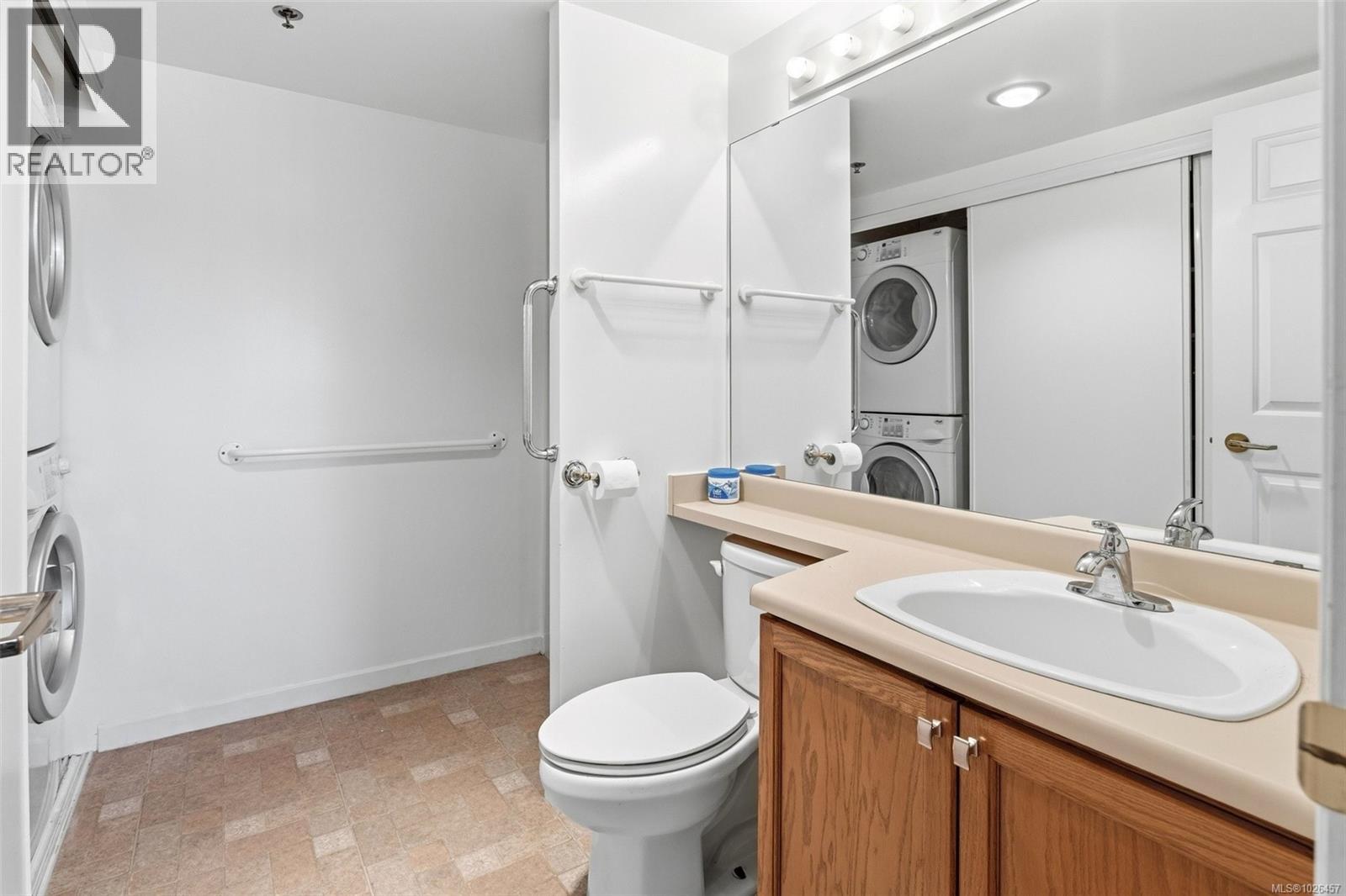 #306 3969 SHELBOURNE ST - 20