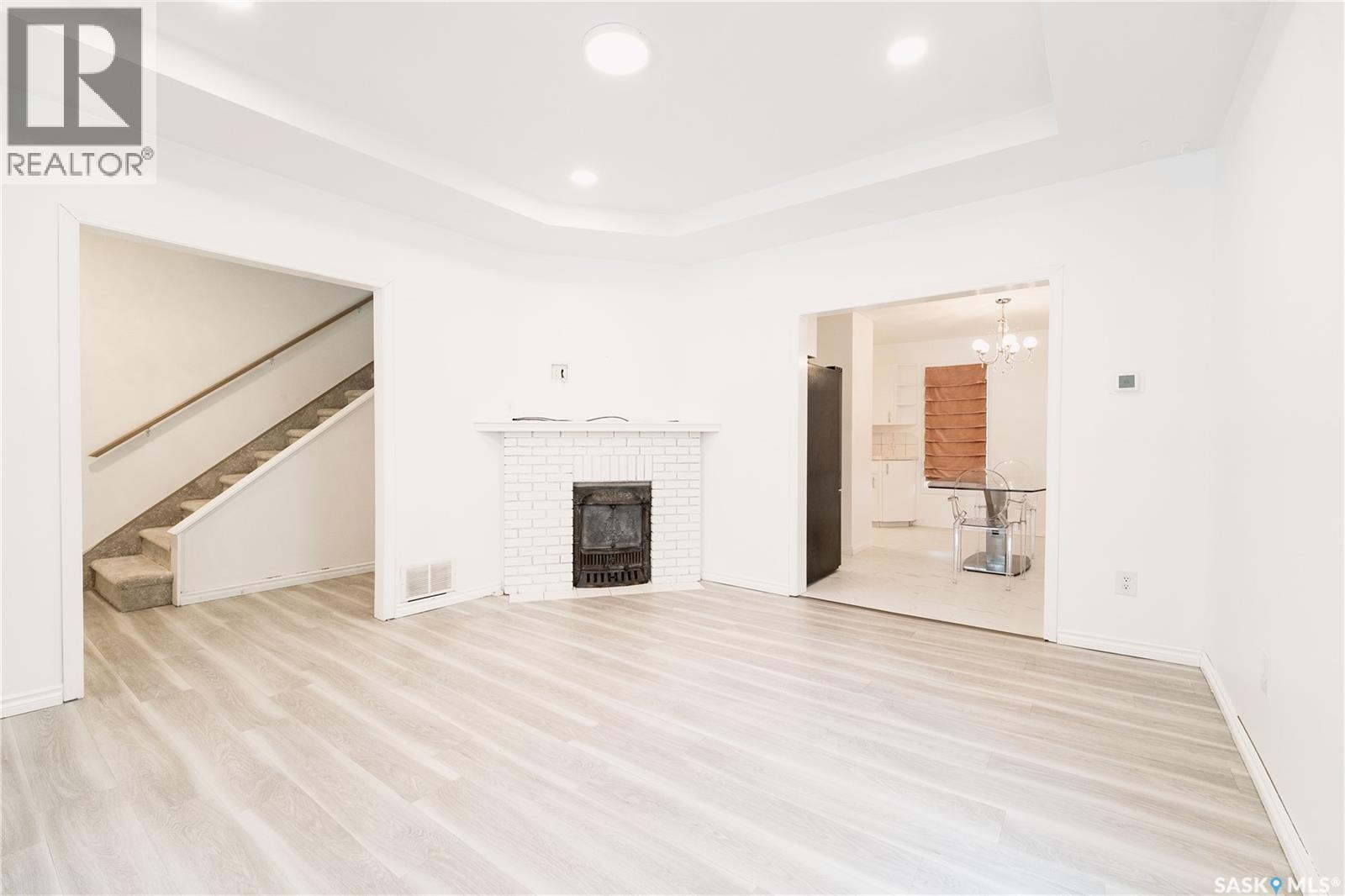 1037 3rd AVENUE NE - 21