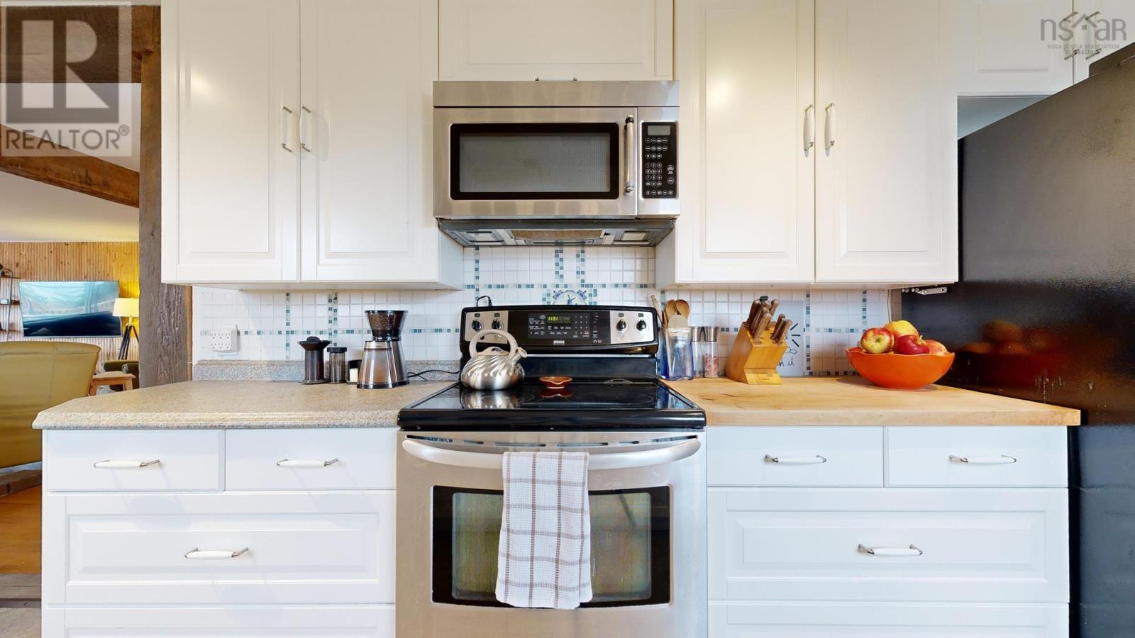 Property 15 of 49 of 60 Cove Road