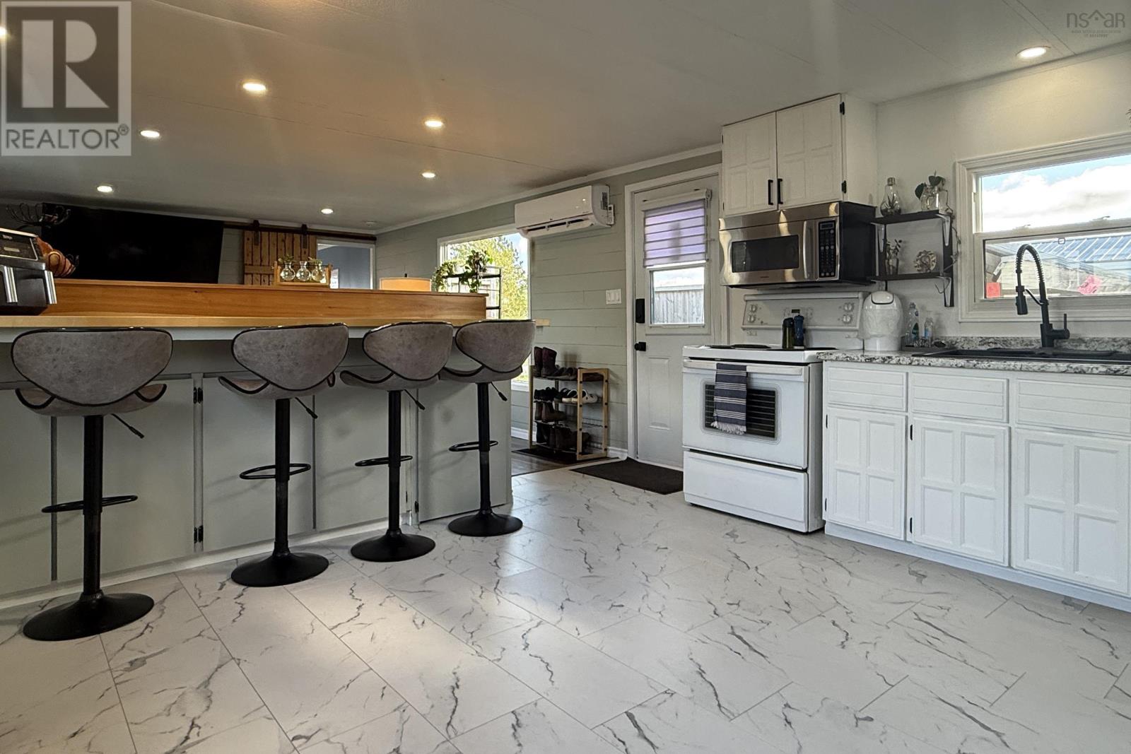 Property 13 of 20 of 30 Brentwood Estates