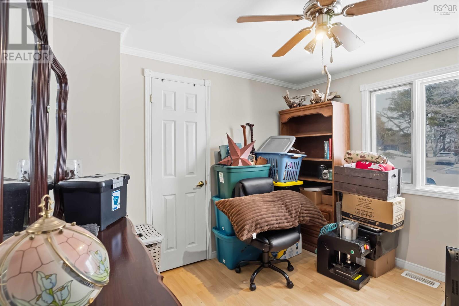 Property 16 of 30 of 33 Henshaw Drive