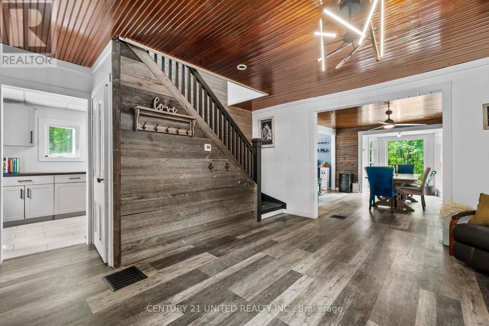 8 LIBRARY ROAD - 11