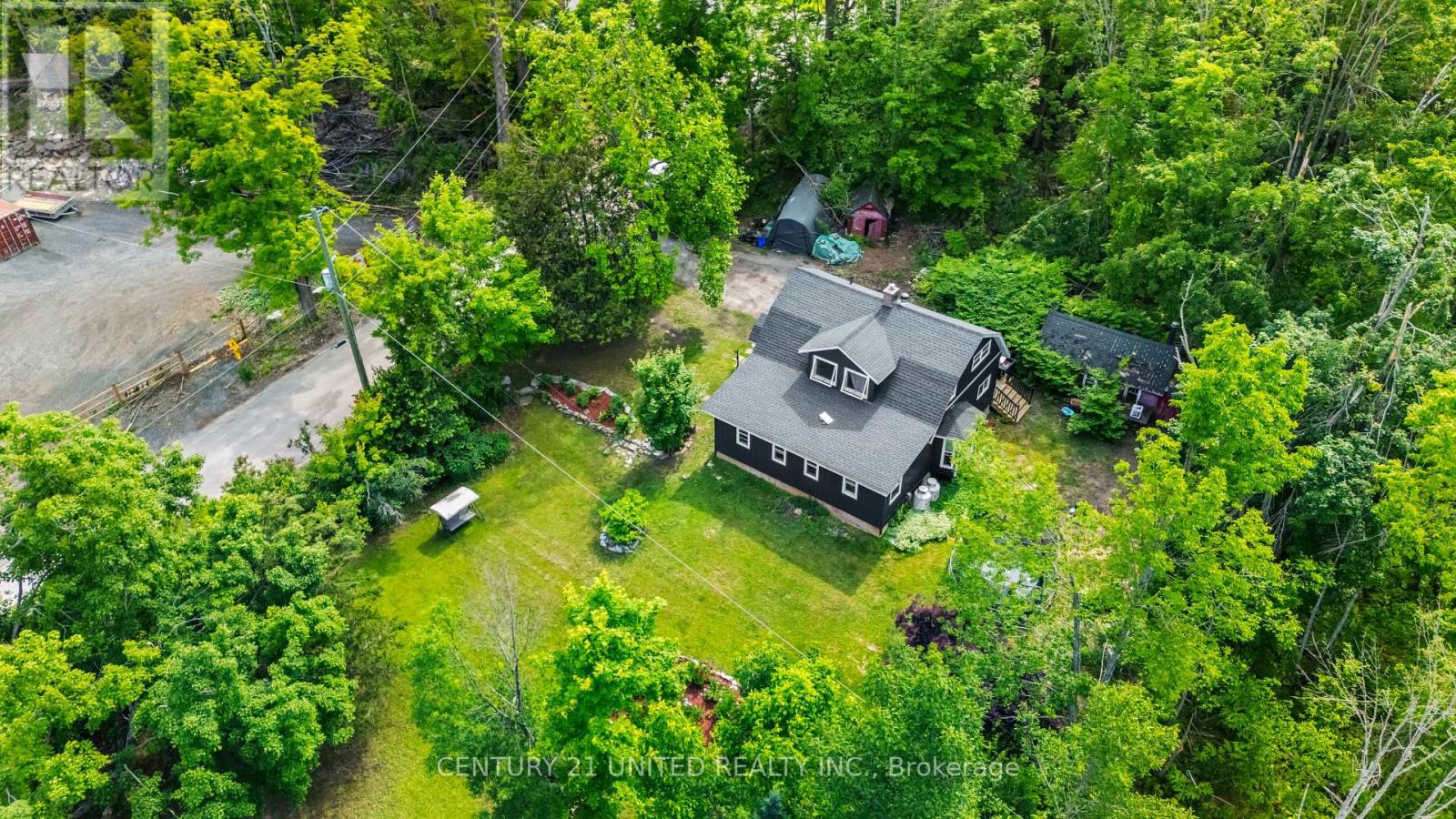 8 LIBRARY ROAD - 25