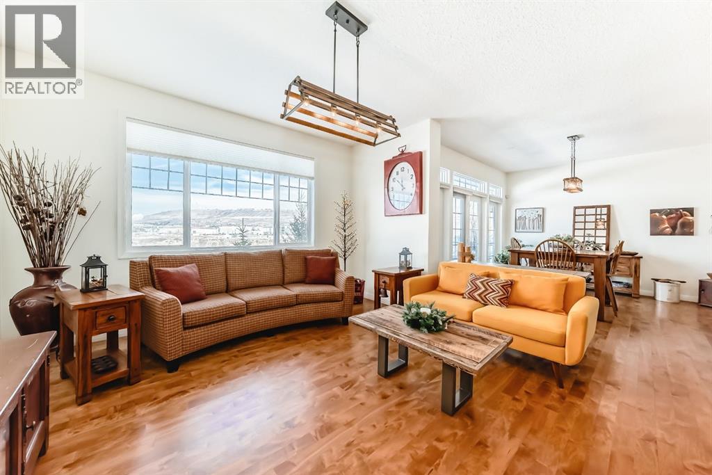 44 Riviera Way, Cochrane