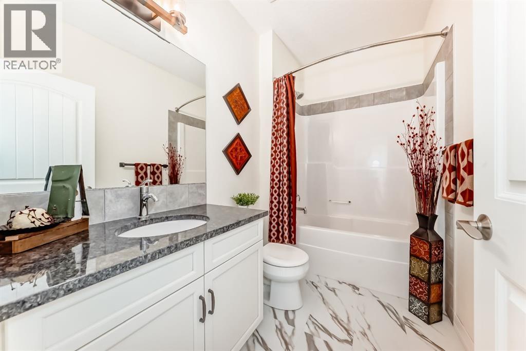 44 Riviera Way, Cochrane