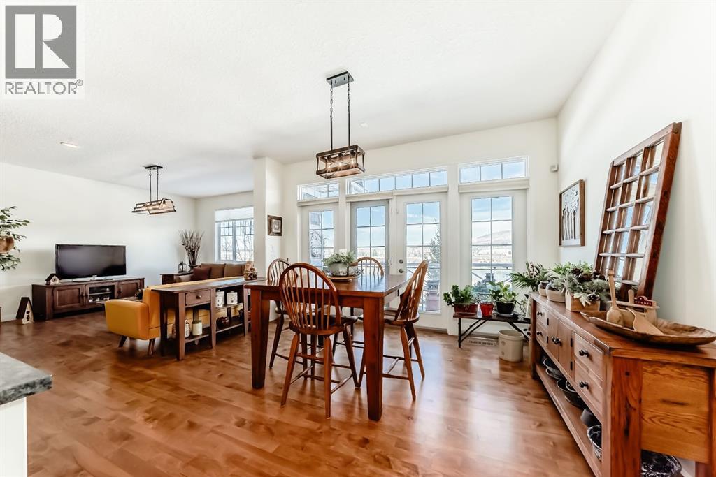 44 Riviera Way, Cochrane