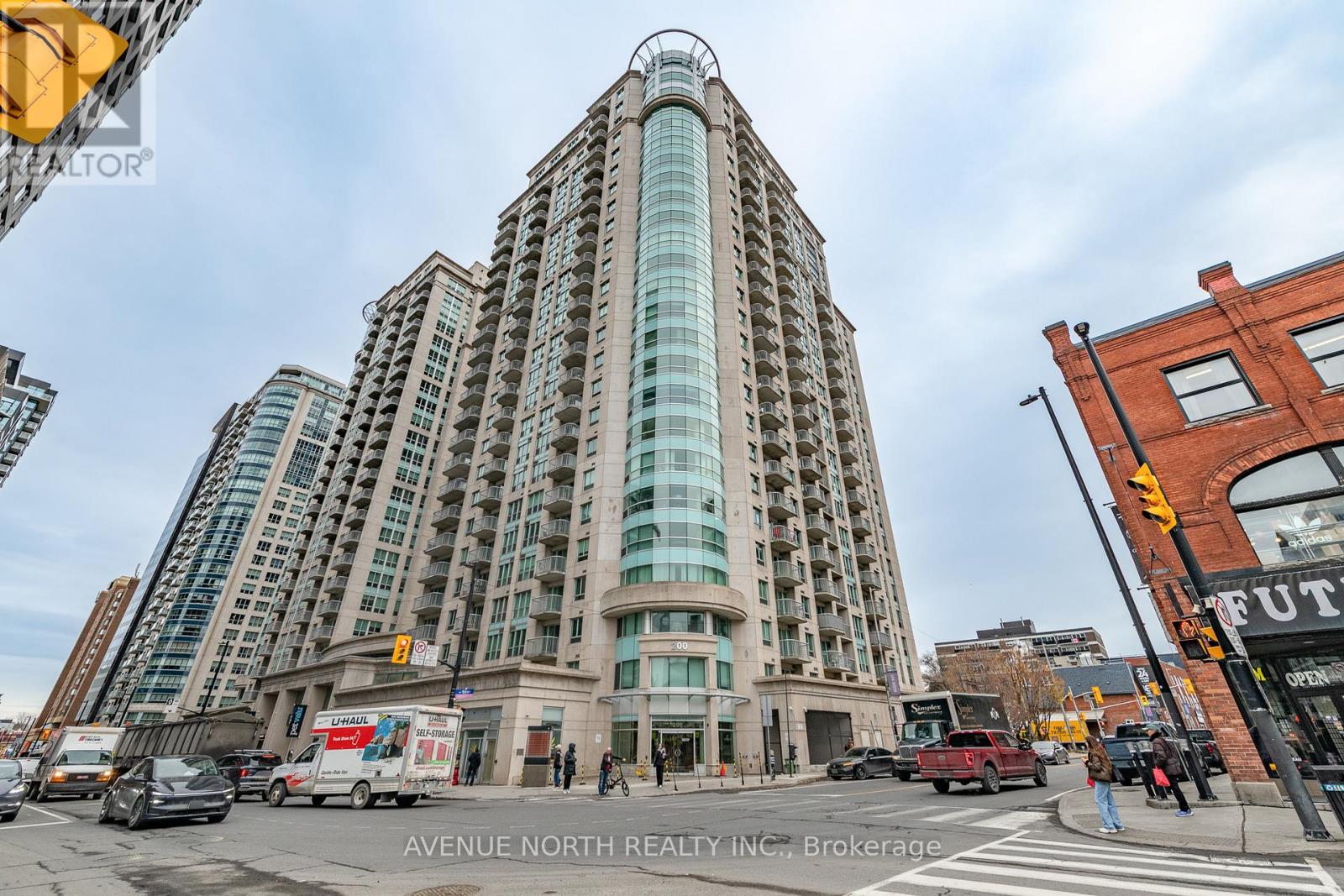 #912 200 RIDEAU STREET - 1