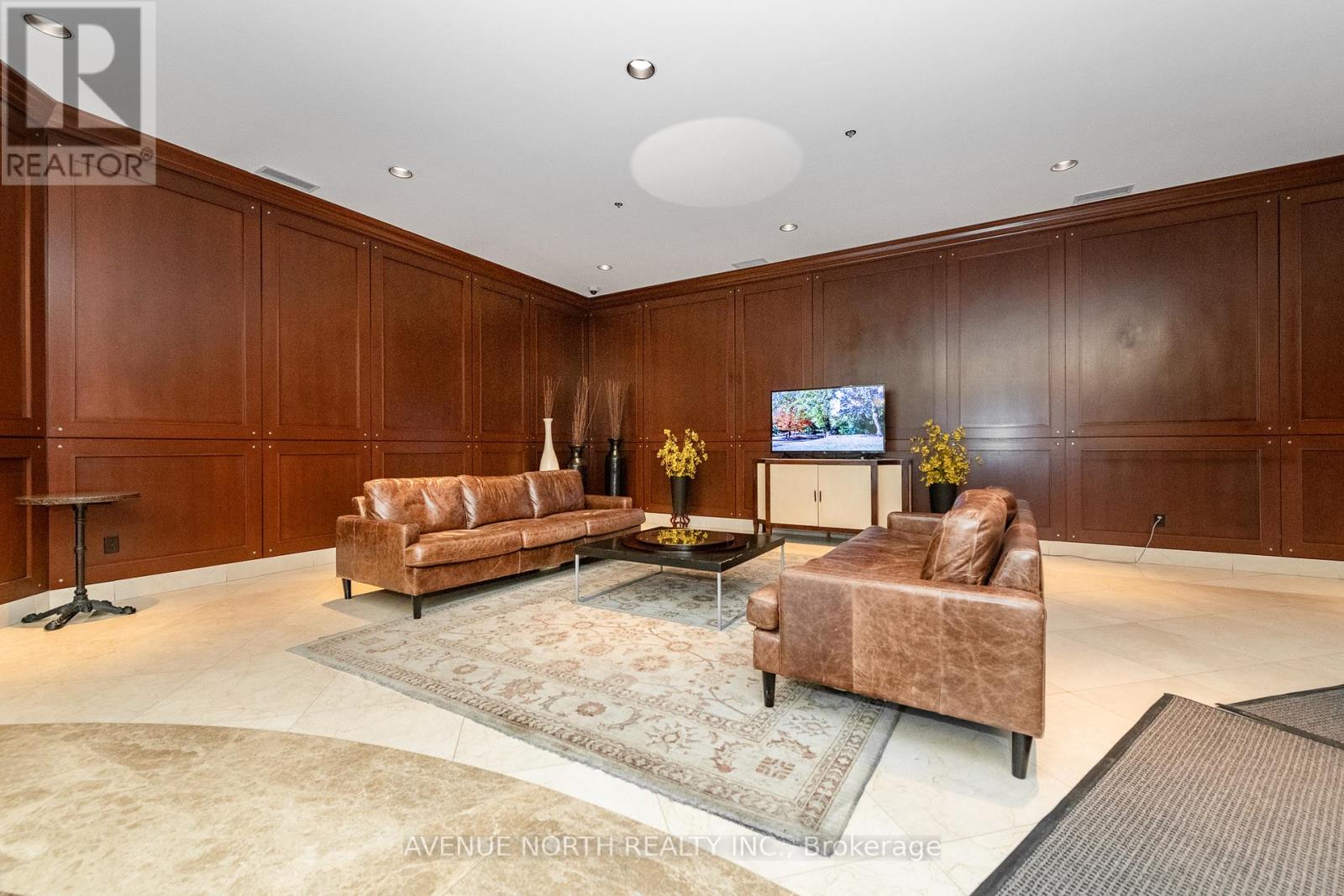 #912 200 RIDEAU STREET - 3