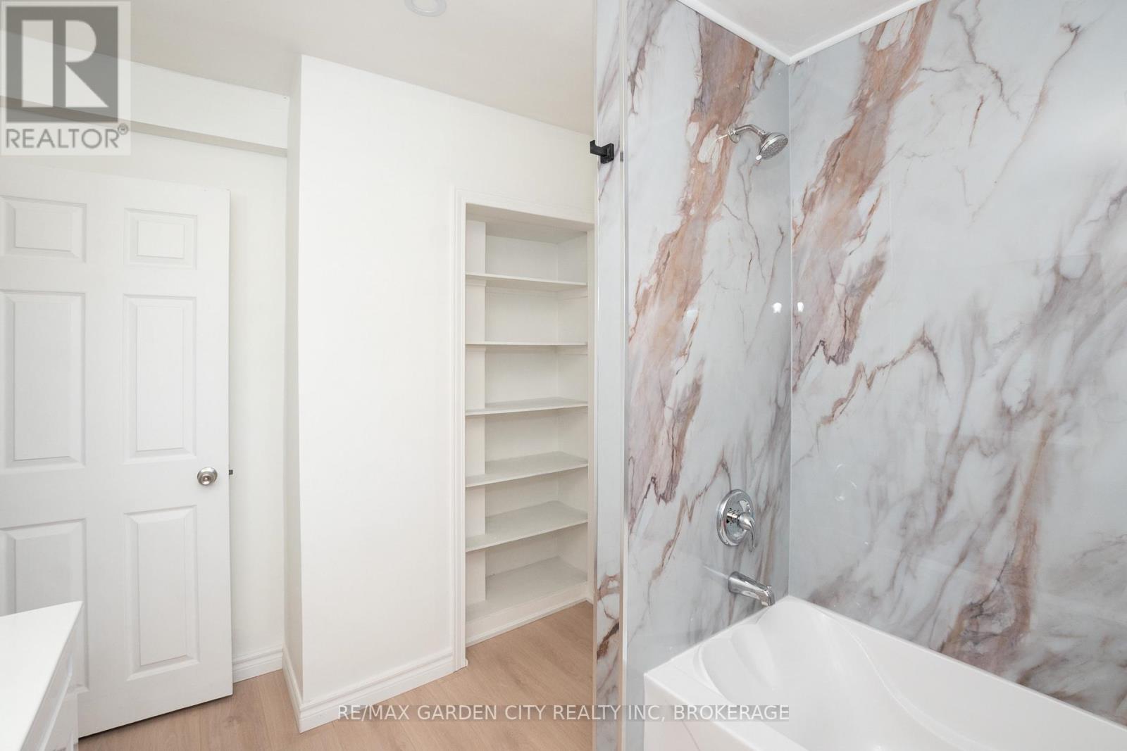 9 FIR AVENUE - 19