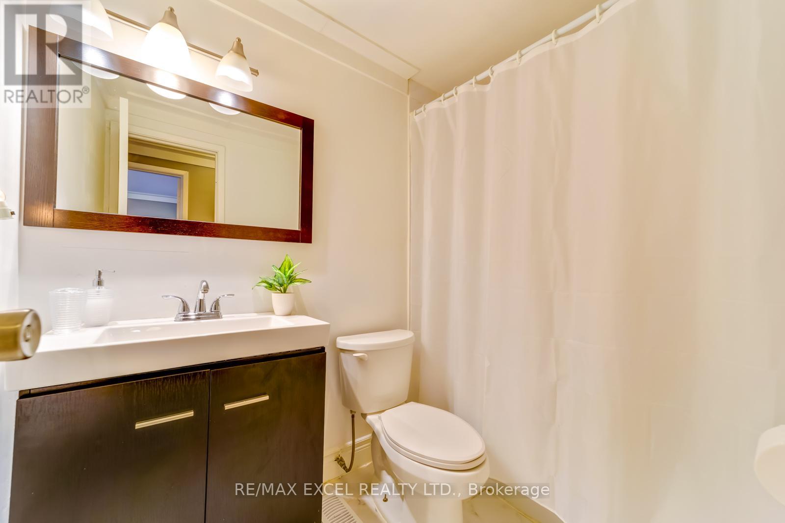 57 LOWRY SQUARE - 17