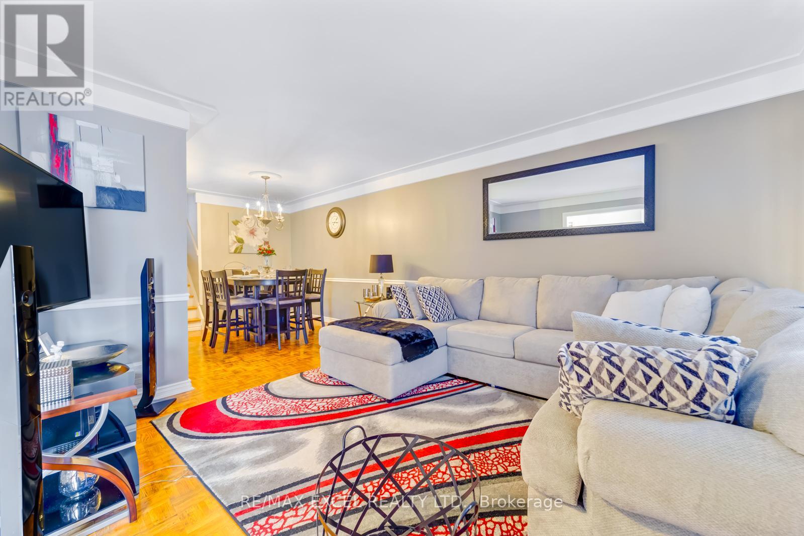 57 LOWRY SQUARE - 5