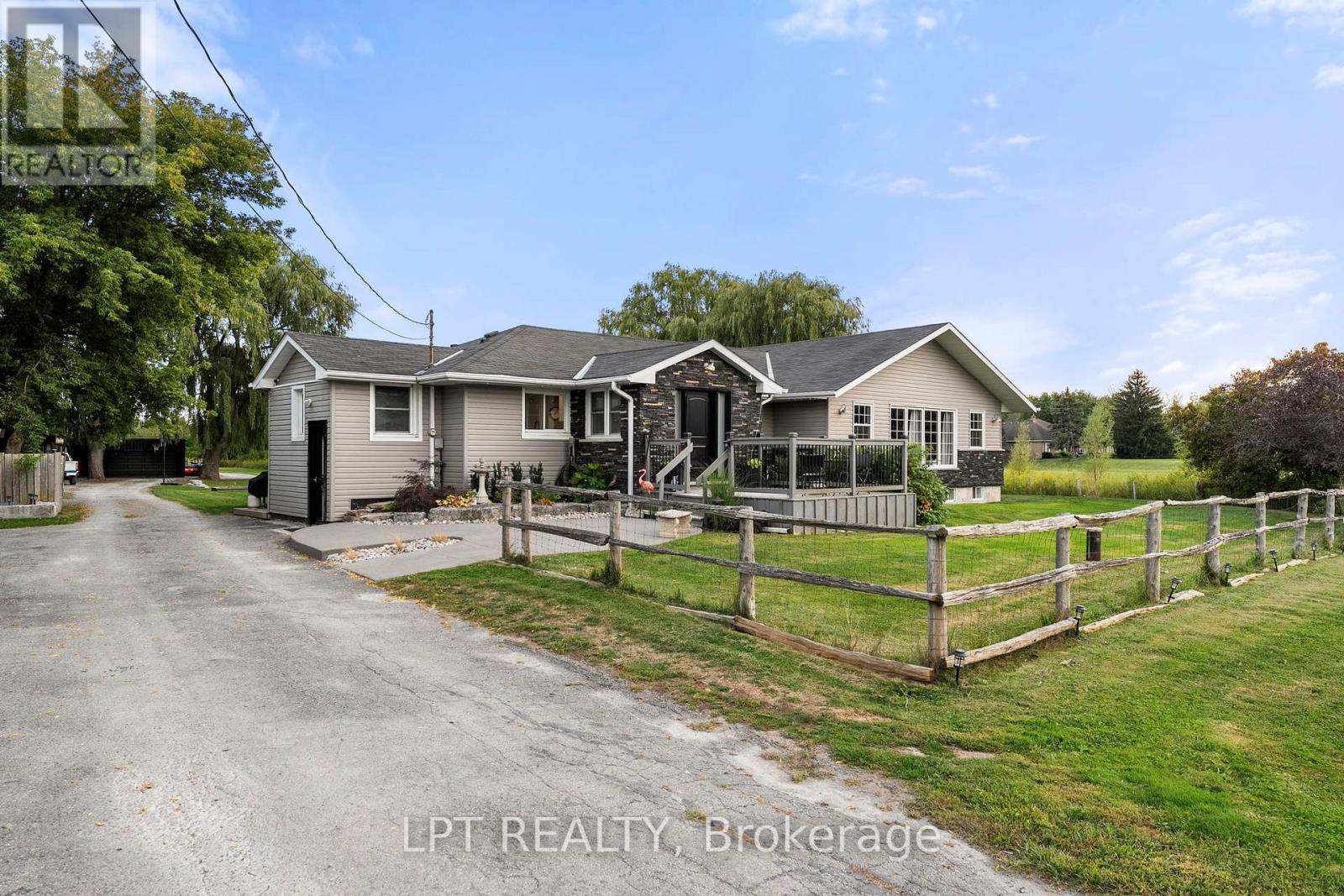 1109 RAVENSHOE ROAD - 1