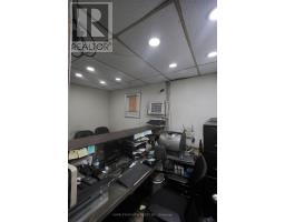 811 Lakeshore Road E, Mississauga, ON L5E1C8 Photo 14