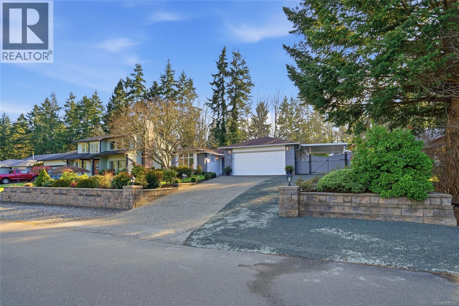 1148 CLUBHOUSE DR - 37