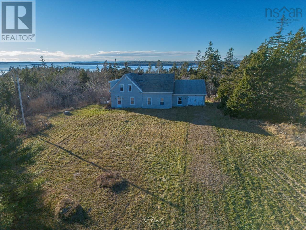 647 East Green Harbour - 2
