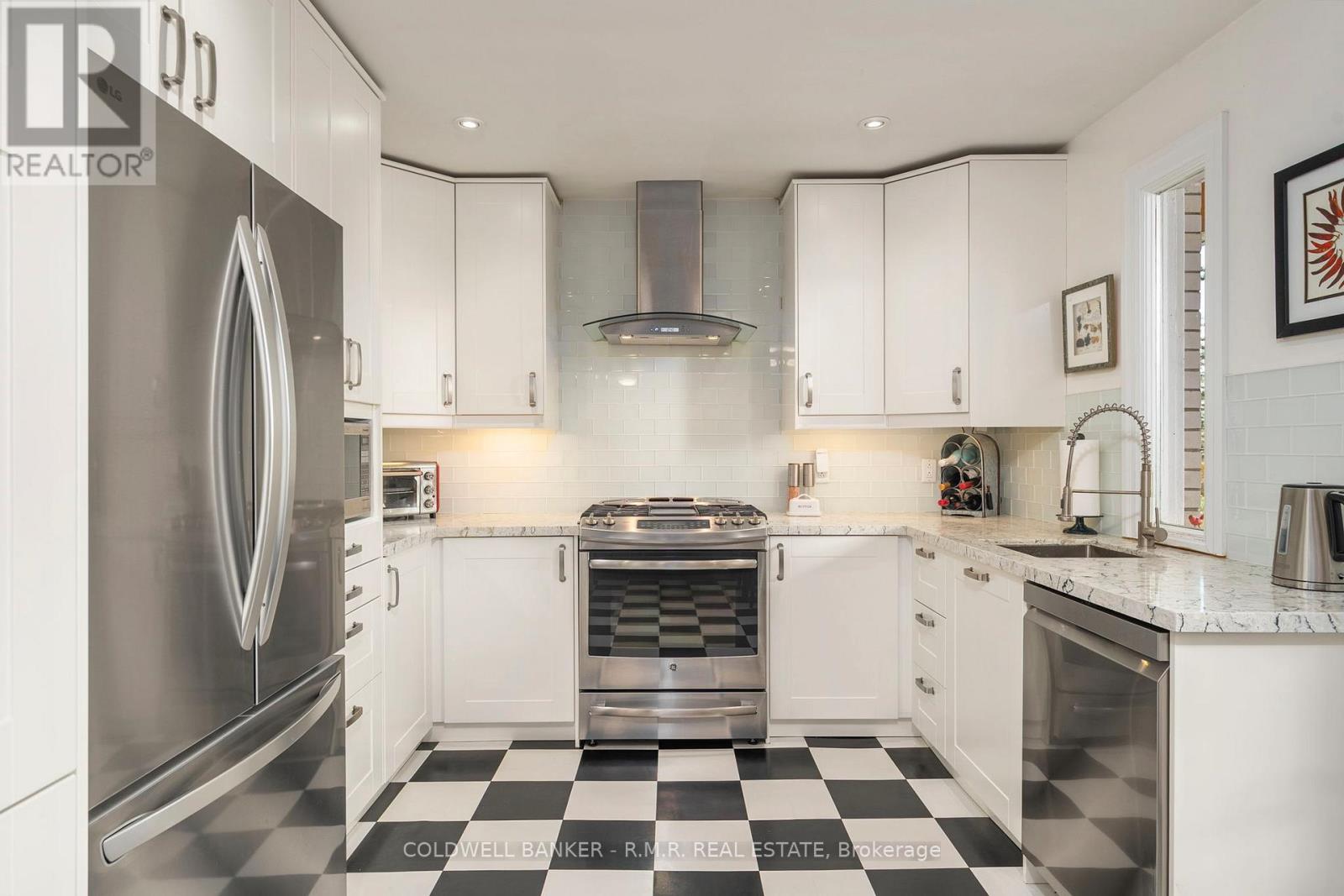 126 PARK STREET - 17
