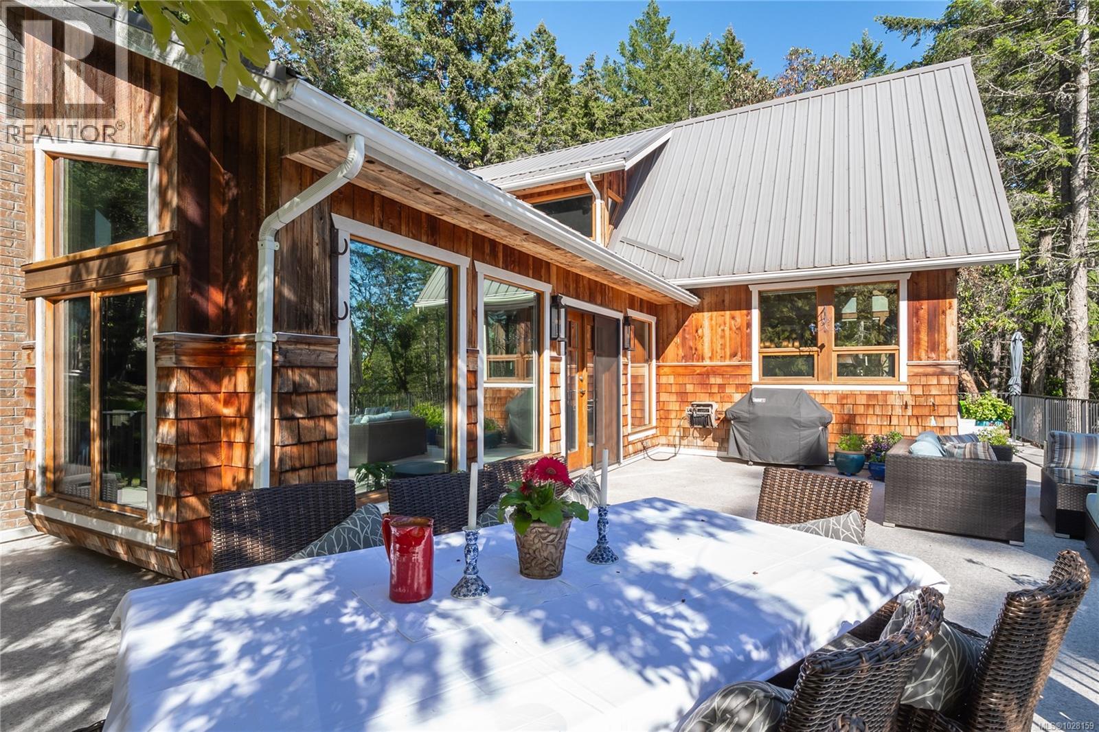  225 Sea Meadow Drive, Gabriola Island