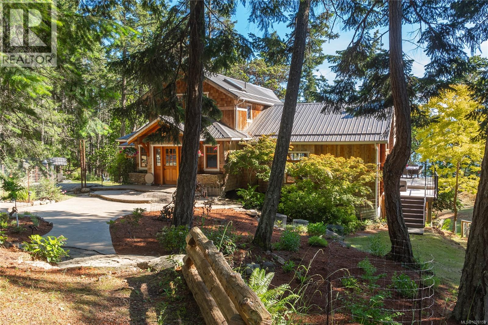  225 Sea Meadow Drive, Gabriola Island