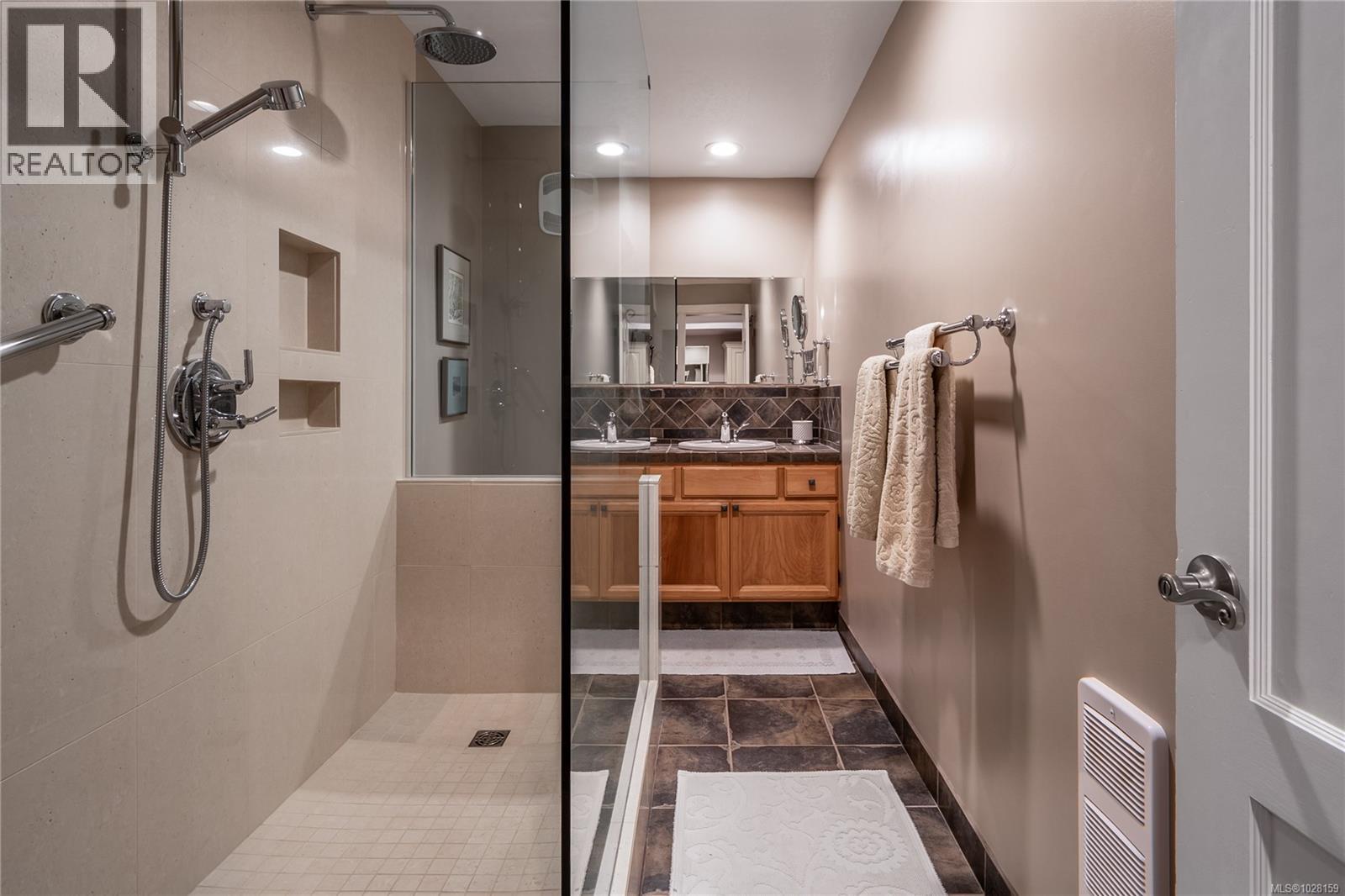  225 Sea Meadow Drive, Gabriola Island