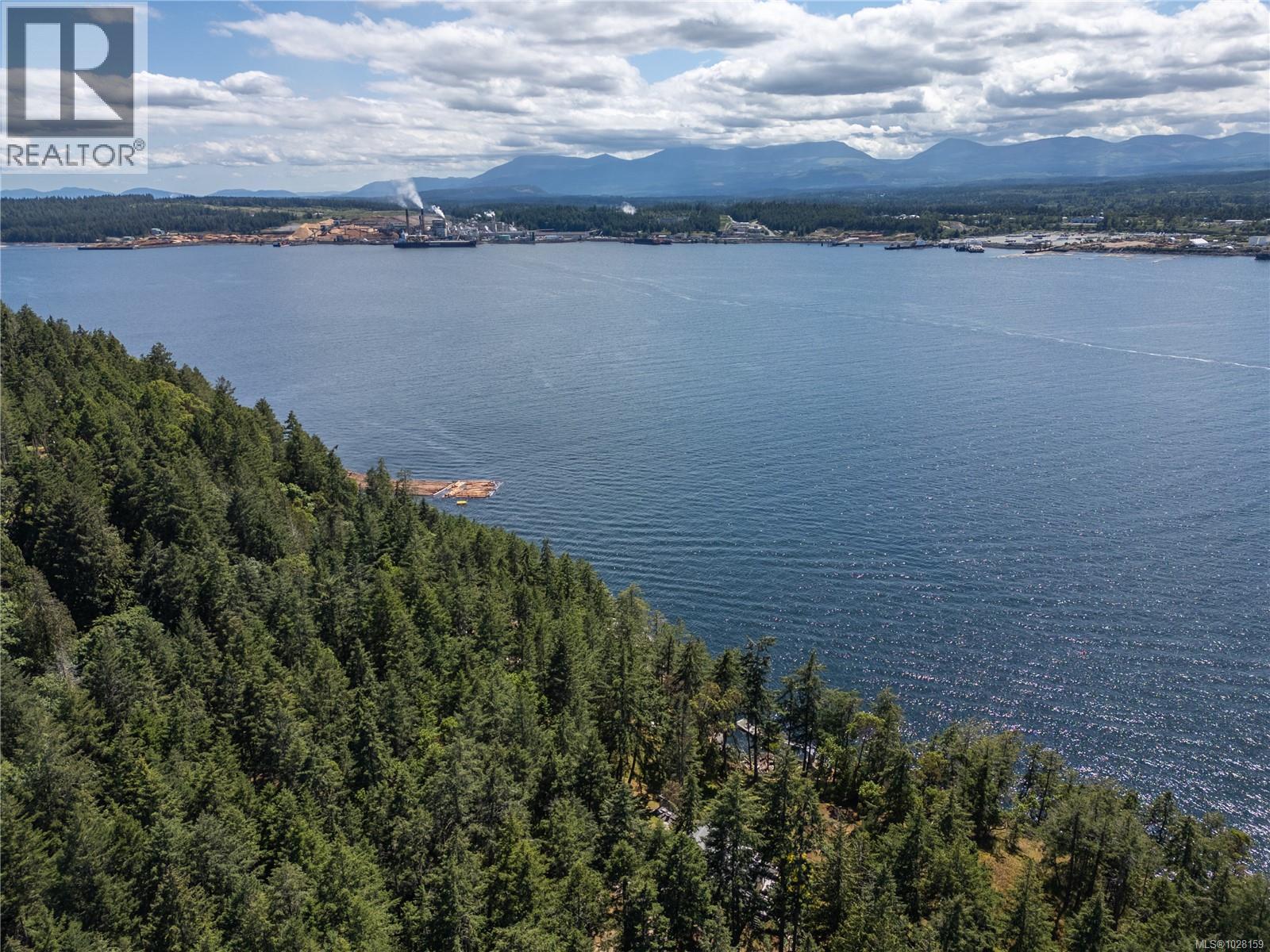  225 Sea Meadow Drive, Gabriola Island