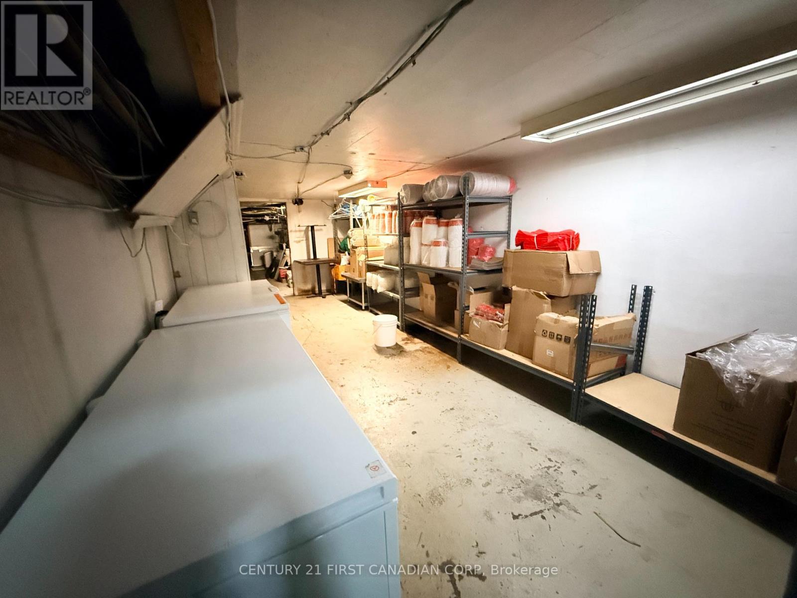 244 DUNDAS STREET Property Photo