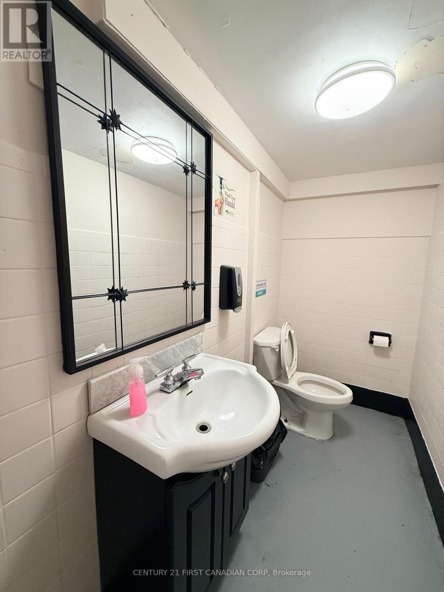 244 DUNDAS STREET Property Photo