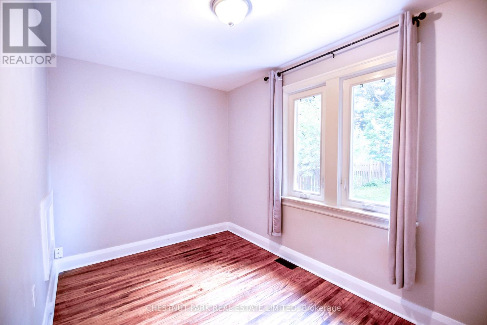 174 GIBBONS STREET - 13