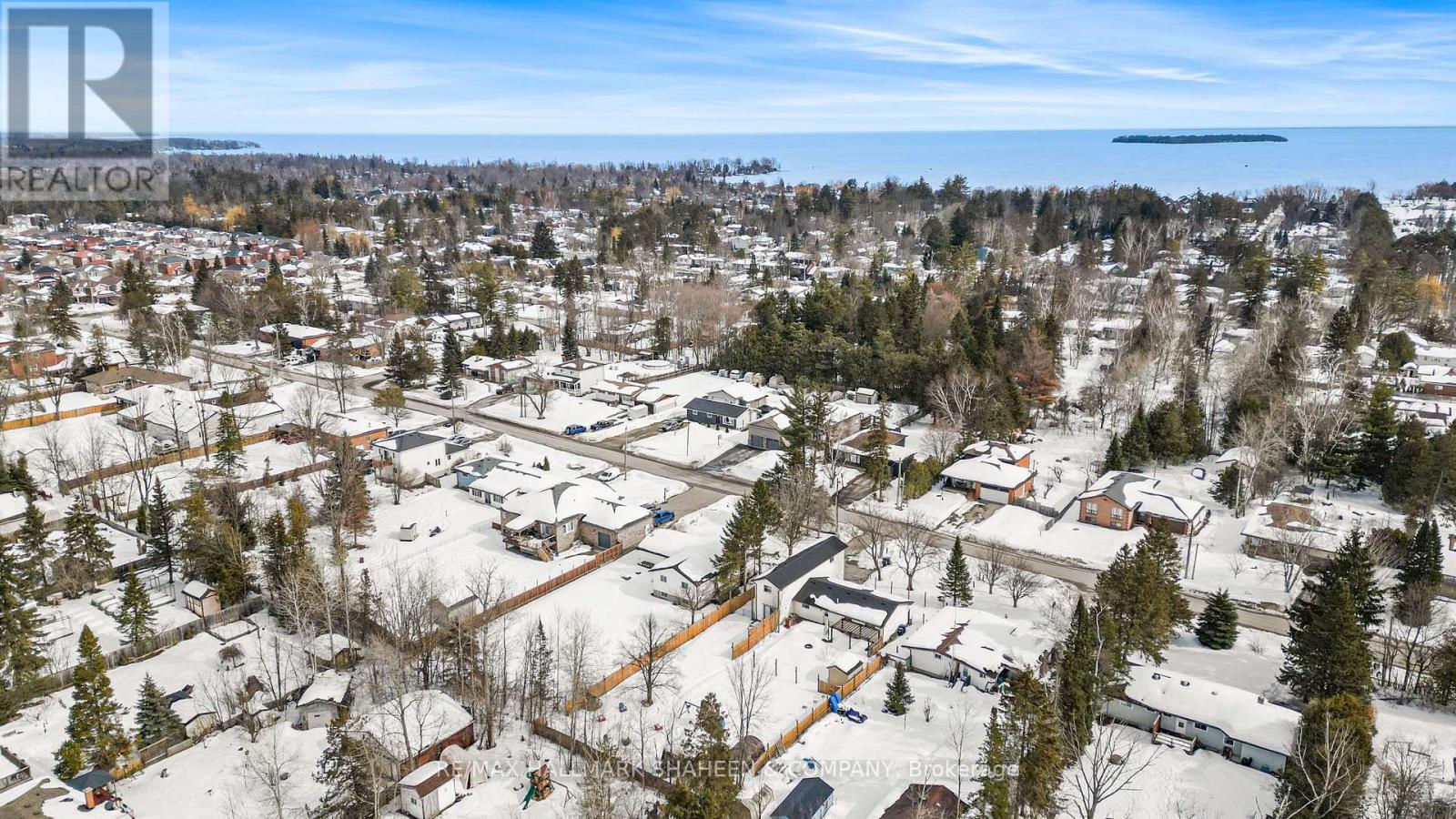 2196 RICHARD STREET - 10