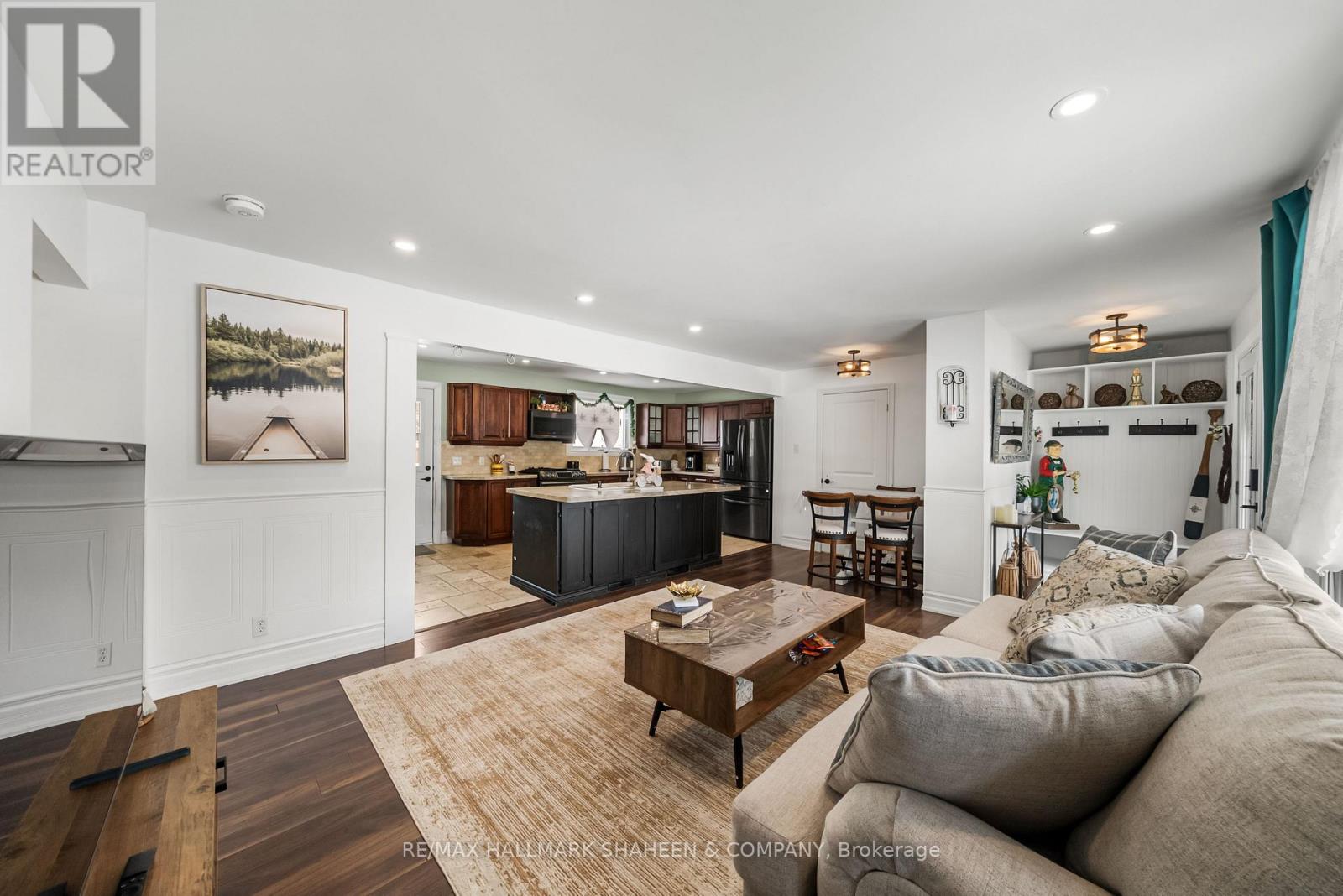 2196 RICHARD STREET - 17