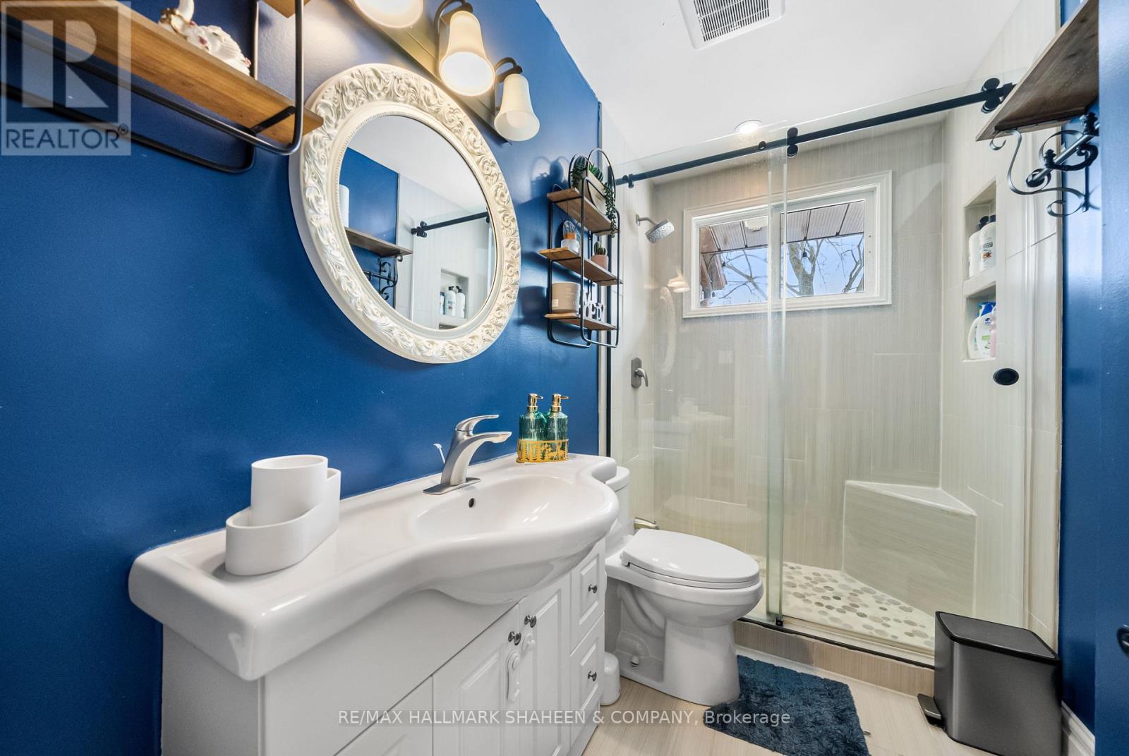 2196 RICHARD STREET - 27