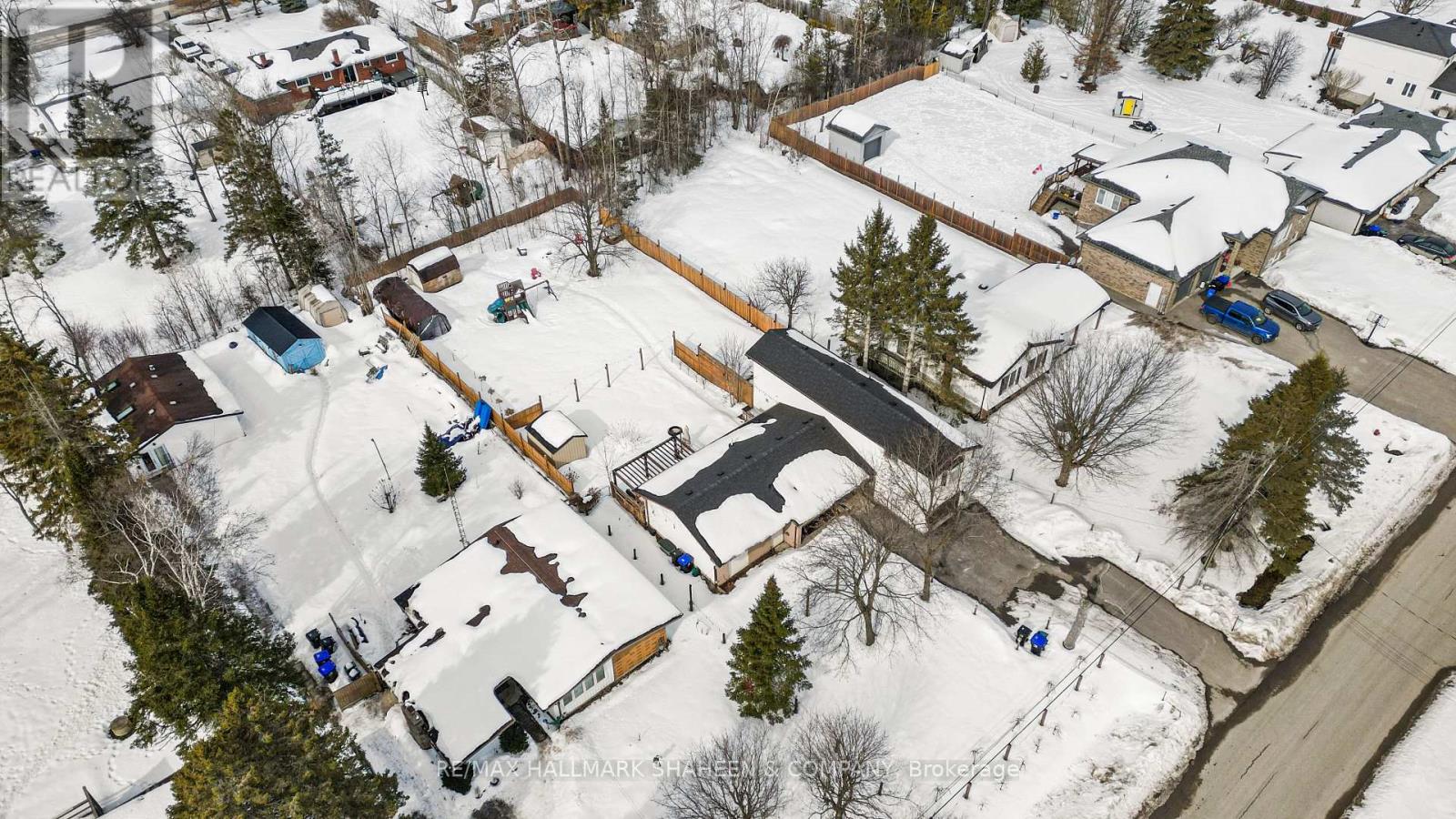 2196 RICHARD STREET - 5
