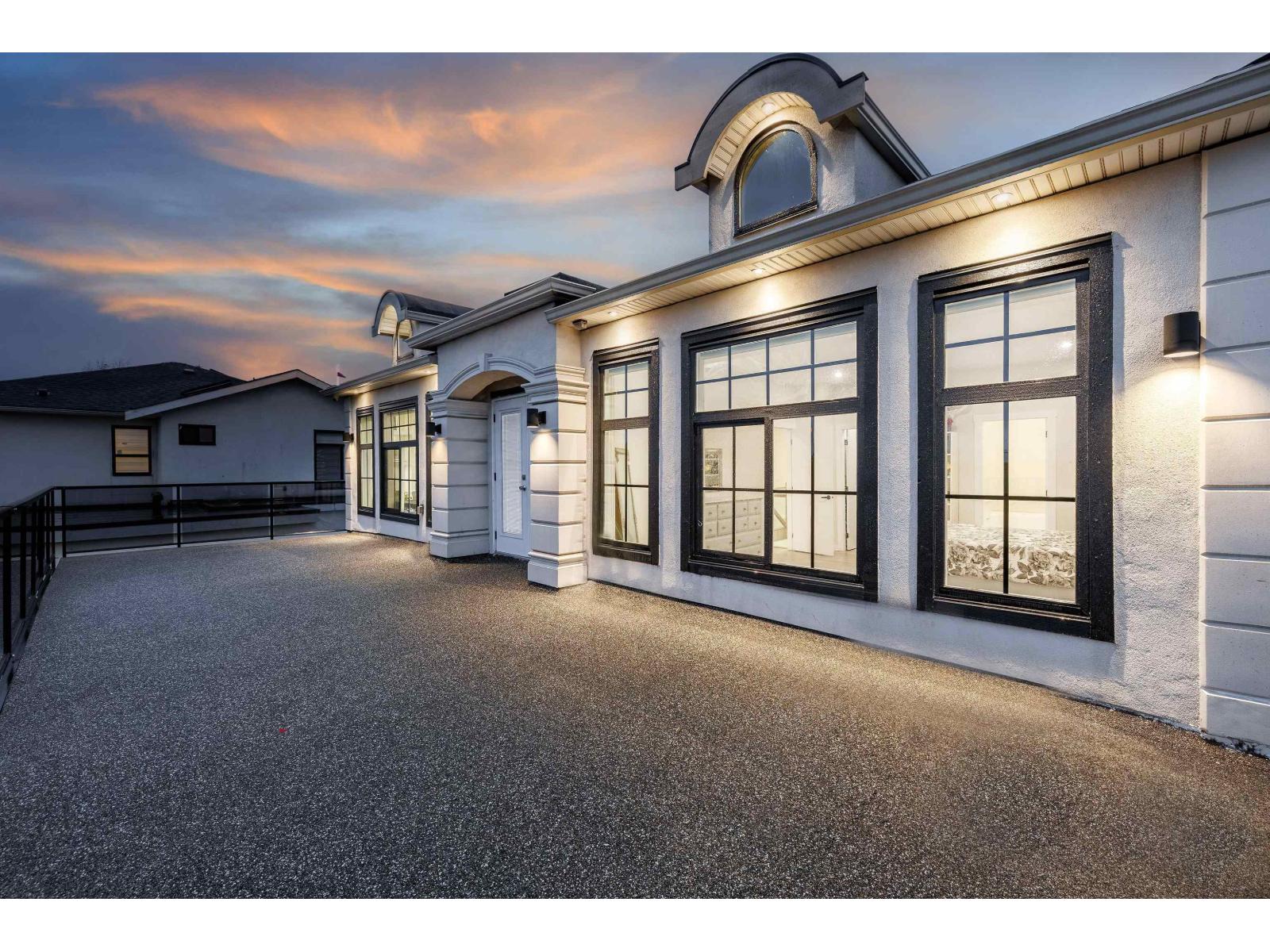 8069 124 Avenue - photo 2