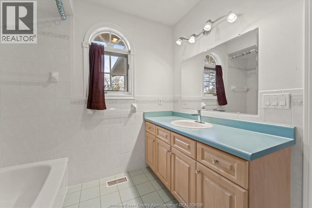 5753 BISHOP STREET - 10
