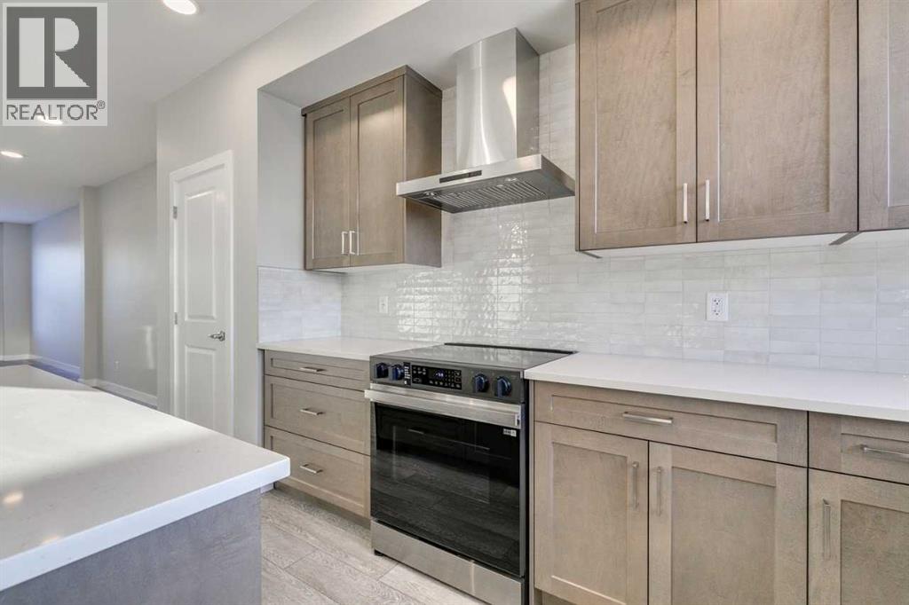 Single Family House for Sale in  Silverton Glen Way SW Silverado Calgary 