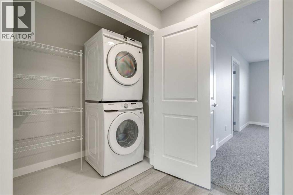 Single Family House for Sale in  Silverton Glen Way SW Silverado Calgary 