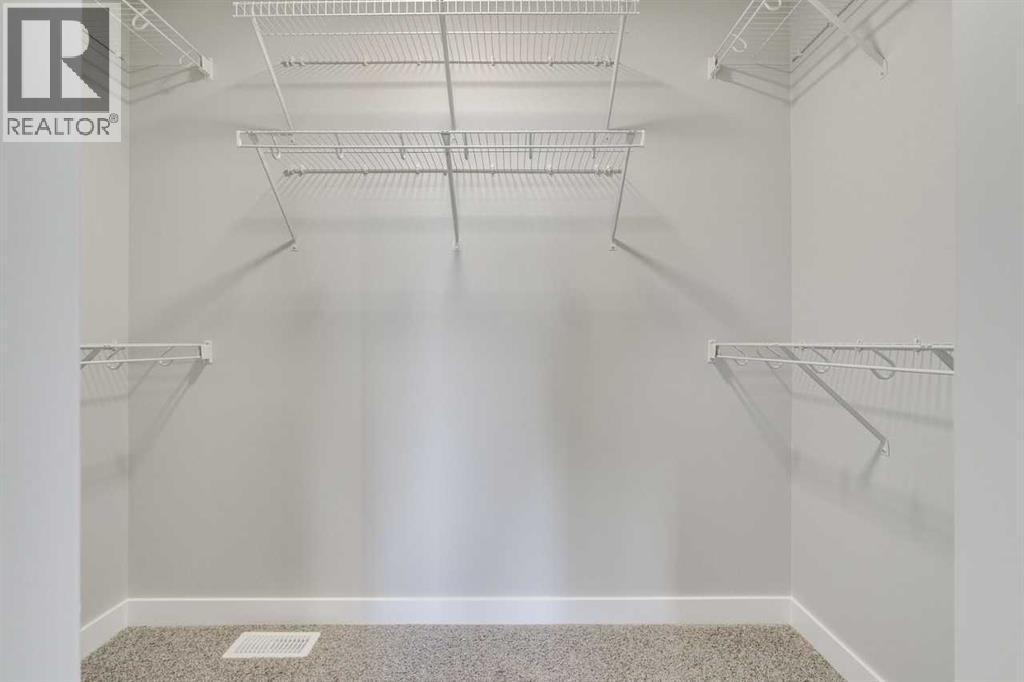 Single Family House for Sale in  Silverton Glen Way SW Silverado Calgary 