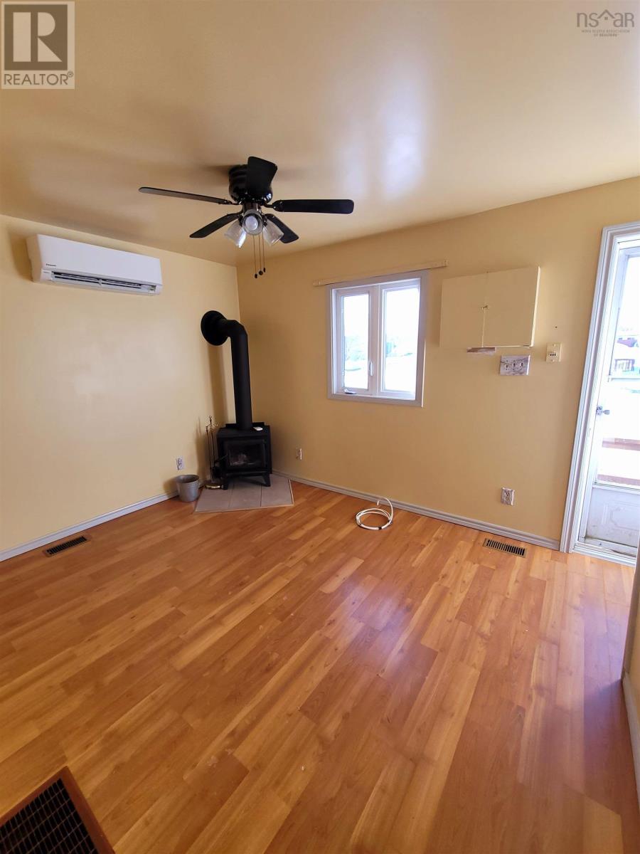 Property 5 of 22 of 21 Sydney Street