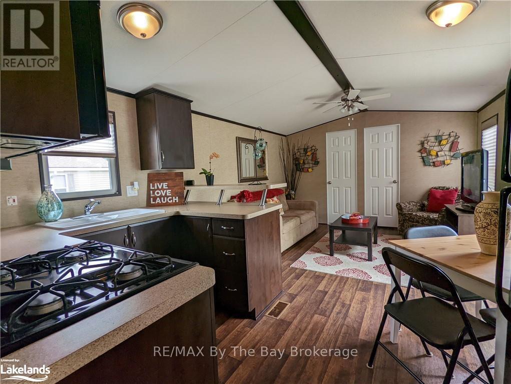 16 KENORA TRAIL - 11